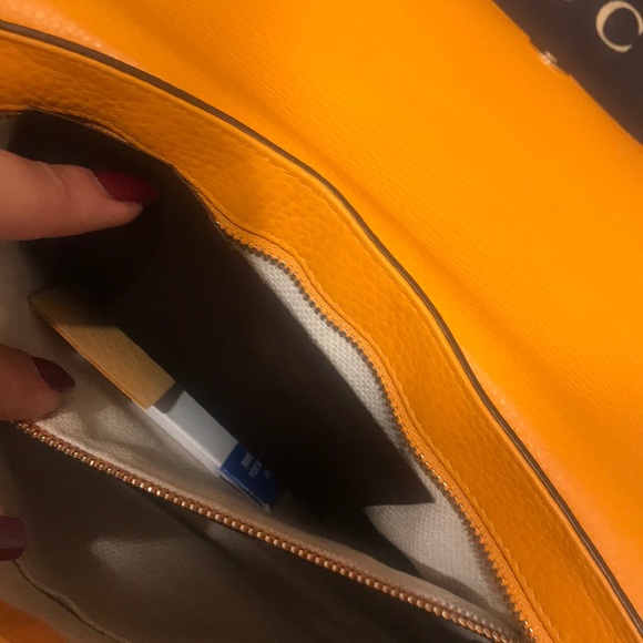 Gucci purse 👜 - Picture 4 of 5